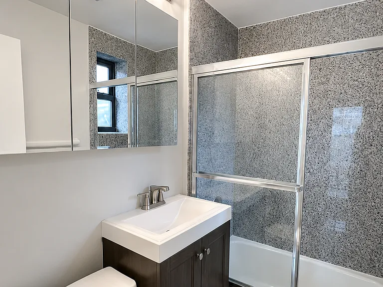 131 E 83rd St #7A — Photo 14
