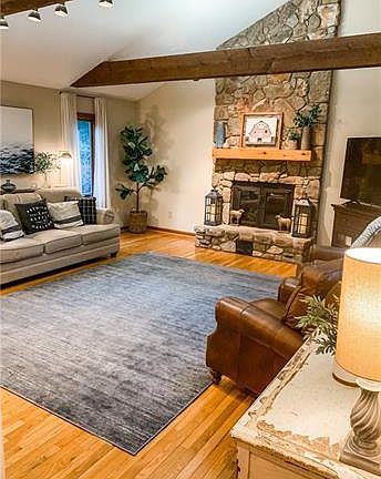 5th image of 3004 Southhampton Cir