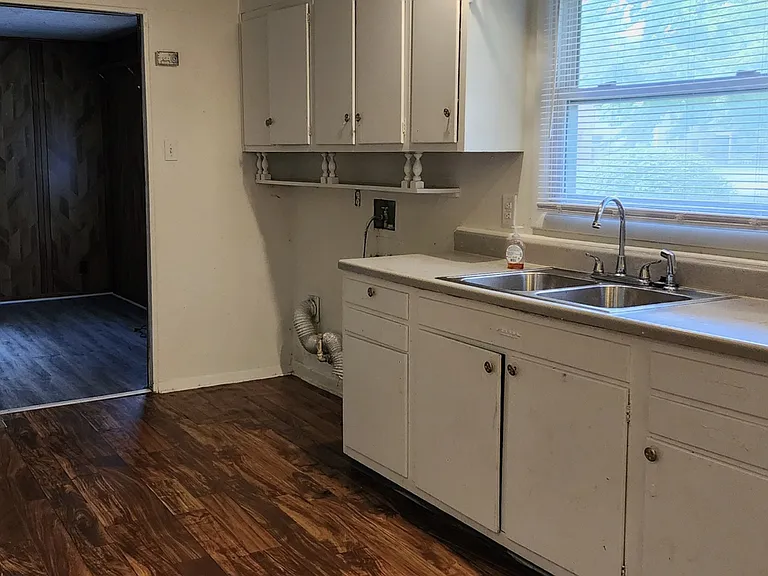 10139 E Chris Dr — Photo 12