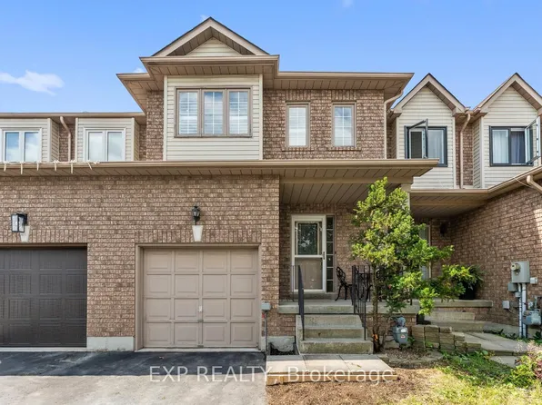 46 Waterbury St, Caledon, ON L7E 1X4