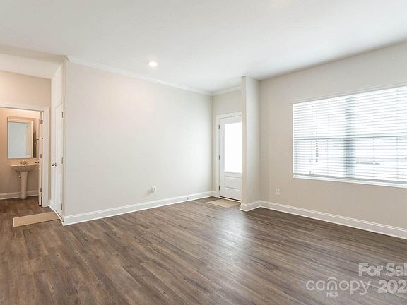 2nd image of 169 Wembury Ln