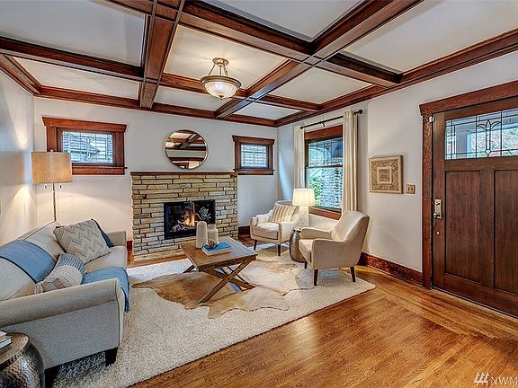 Spacious living-room with gas fireplace.