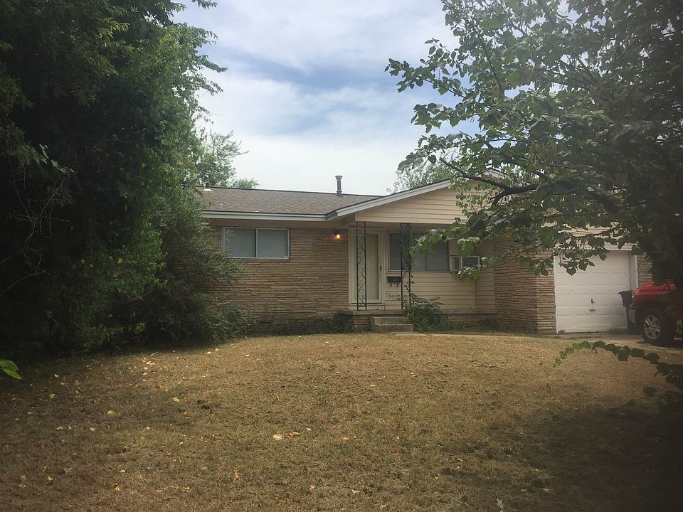 1st image of 4550 E Woodrow Pl