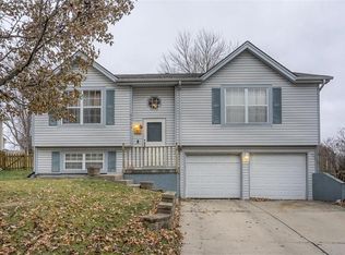 8403 NE 110th Ter, Kansas City, MO 64157