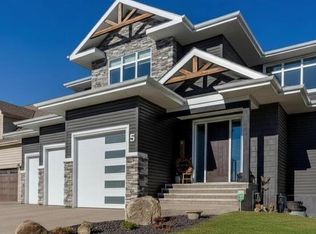 5 S Leonard Close, Sylvan Lake, AB T4S0E7