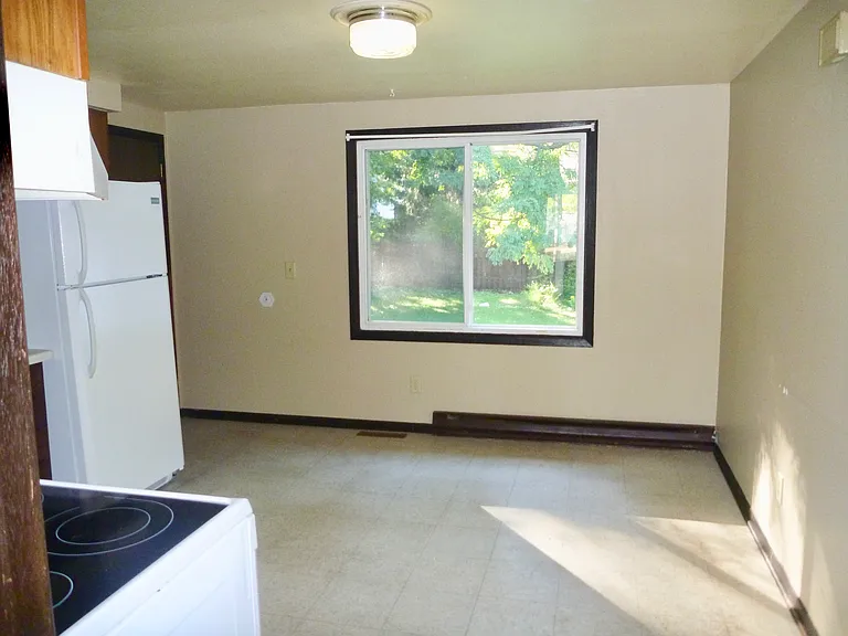 3004 Beverly Hills Dr — Photo 3