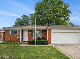 3269 Potomac Ave, Warren, MI 48091