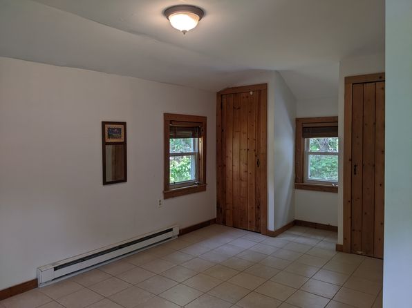 6 Riverview Ct