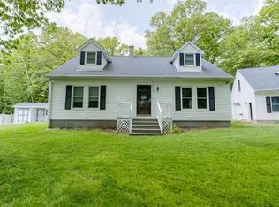 385 Rondeau St, Palmer, MA 01069