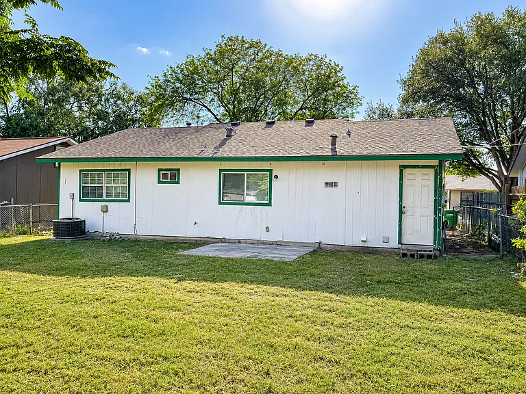 5346 War Horse Dr — Photo 2
