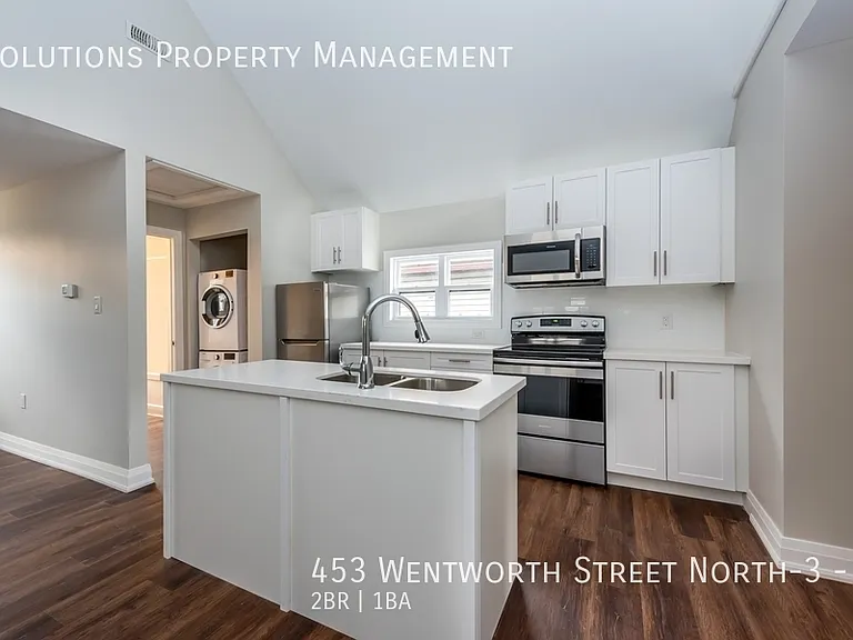 453 Wentworth St N #3 — Photo 7
