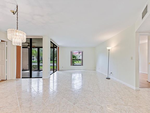 4th image of 2777 Carambola Circle #1949