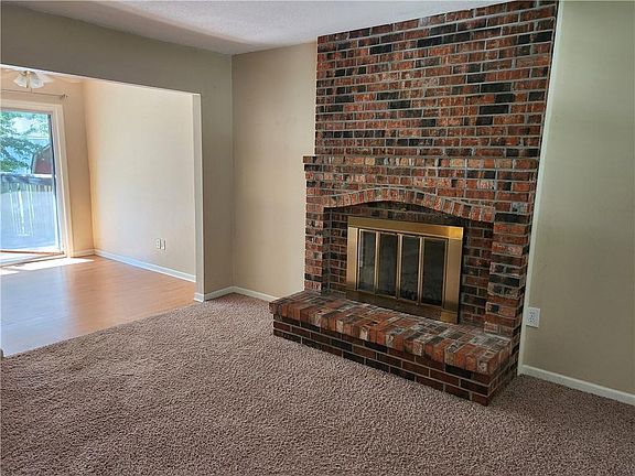 4th image of 510 Alfalfa Ln
