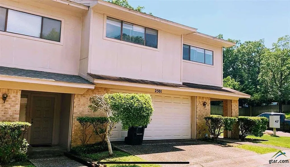 2 bed, 2.5 bath, 1700 sqft, $1,650 — Photo 2