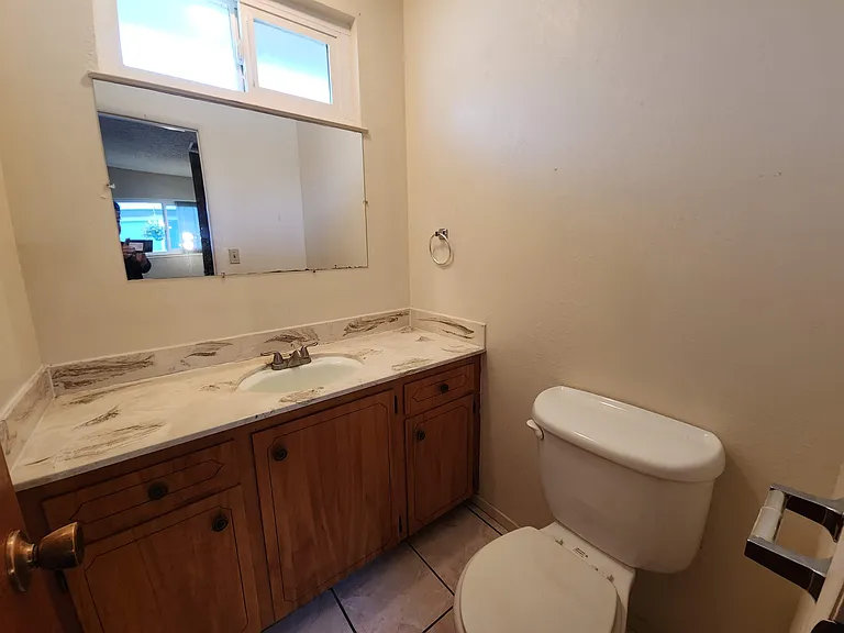 1261 S Jackson St #D — Photo 10