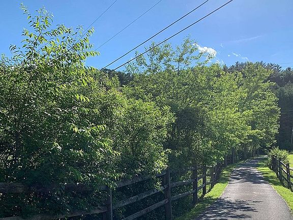 2nd image of 10975 Potomac Highlands Trl