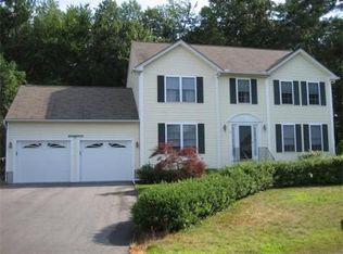 15 Tiffany Ln, Methuen, MA 01844