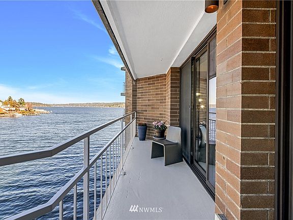 3rd image of 9468 Rainier Avenue S #409