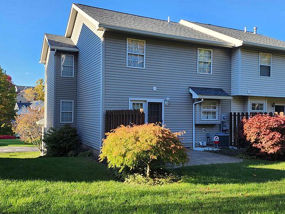 5th image of 976 Ashton Pl