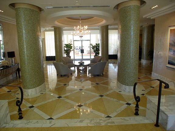 5th image of 6917 Collins Ave APT 1722