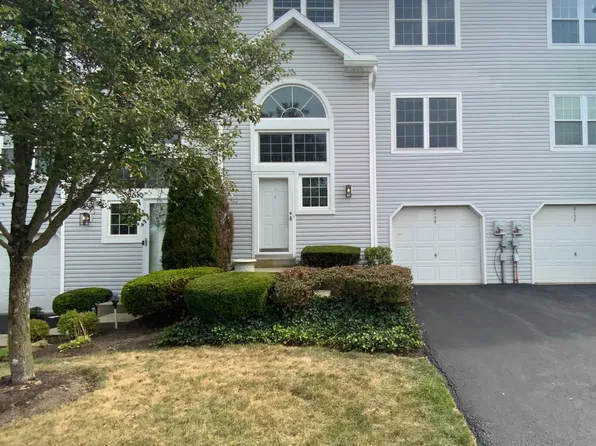 6139 Spring Knoll Dr, Harrisburg, PA 17111