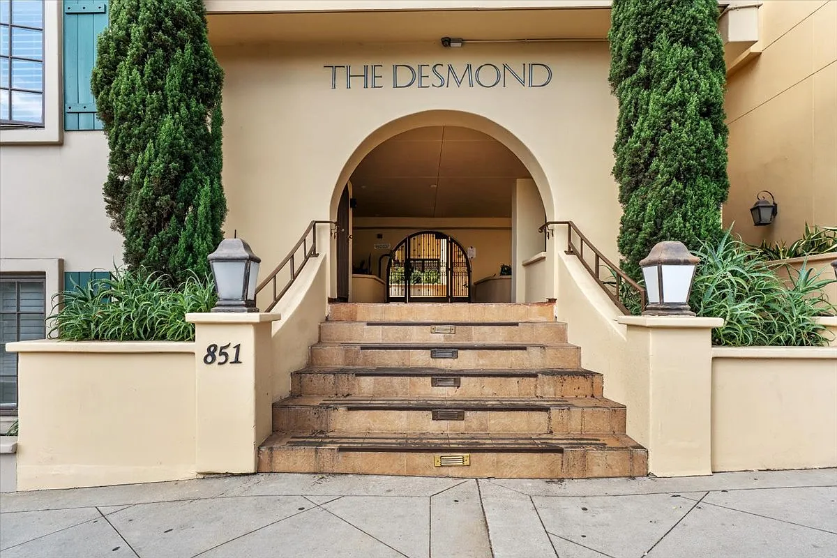 2 bed, 1517 sqft, $5,500 — Photo 2