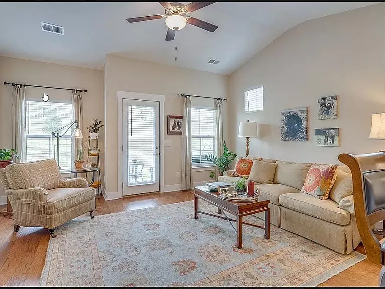4105 Gracious Dr — Photo 9