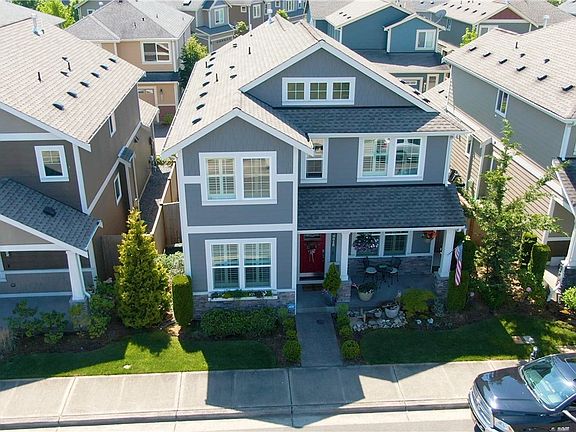 4th image of 2418 43rd Ave SE