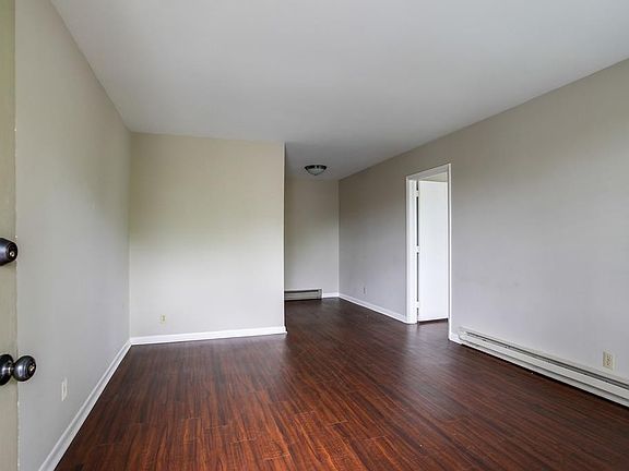 3rd image of 2601 Hillsboro Pike APT F12