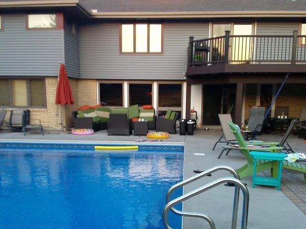 2926 Armour Ter, Saint Anthony, MN 55418