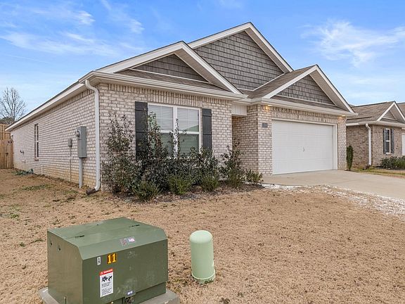 2nd image of 1508 Heritage Cir SE