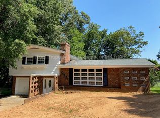 926 Hilltop Blvd, Reidsville, NC 27320