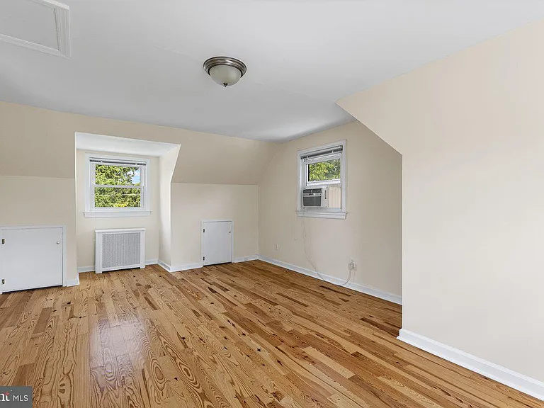 182 Linden Ln — Photo 13
