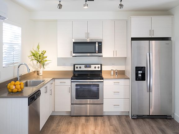 2nd image of 2910 W 32nd Ave APT 303