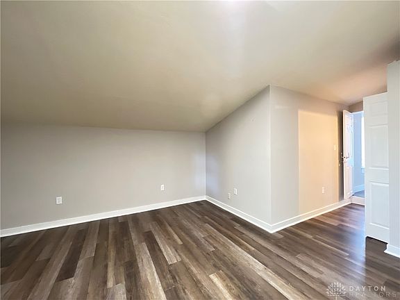 5th image of 1548 Lingo St