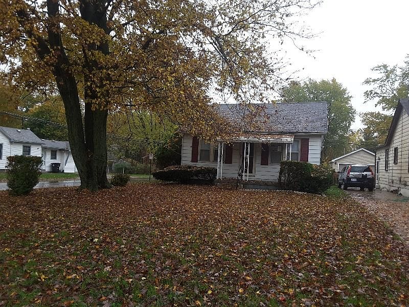 1st image of 35805 Farragut Ave