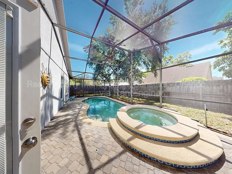 5662 Rywood Dr — Photo 20