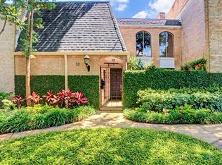 35 River Hollow Ln, Houston, TX 77027