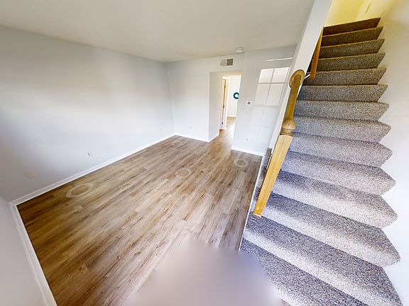 2nd image of 112 Manna Dr APT 2