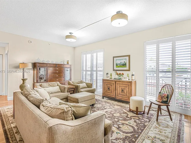 8395 SW 73rd Ave #710 — Photo 9