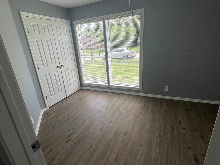 525 E Caney St #B — Photo 29
