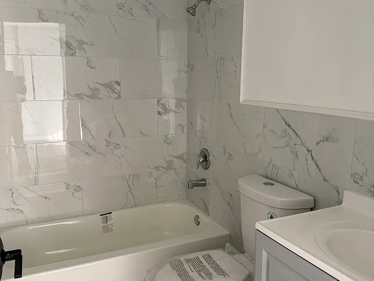 143 E 5th Ave #18 — Photo 15