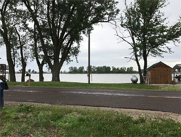 2nd image of Lake Shore Dr