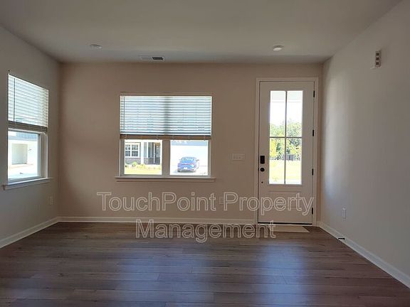 3rd image of 5821 Wentwood Ct