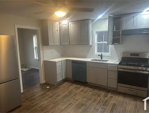 344 Main St #2 — Photo 6