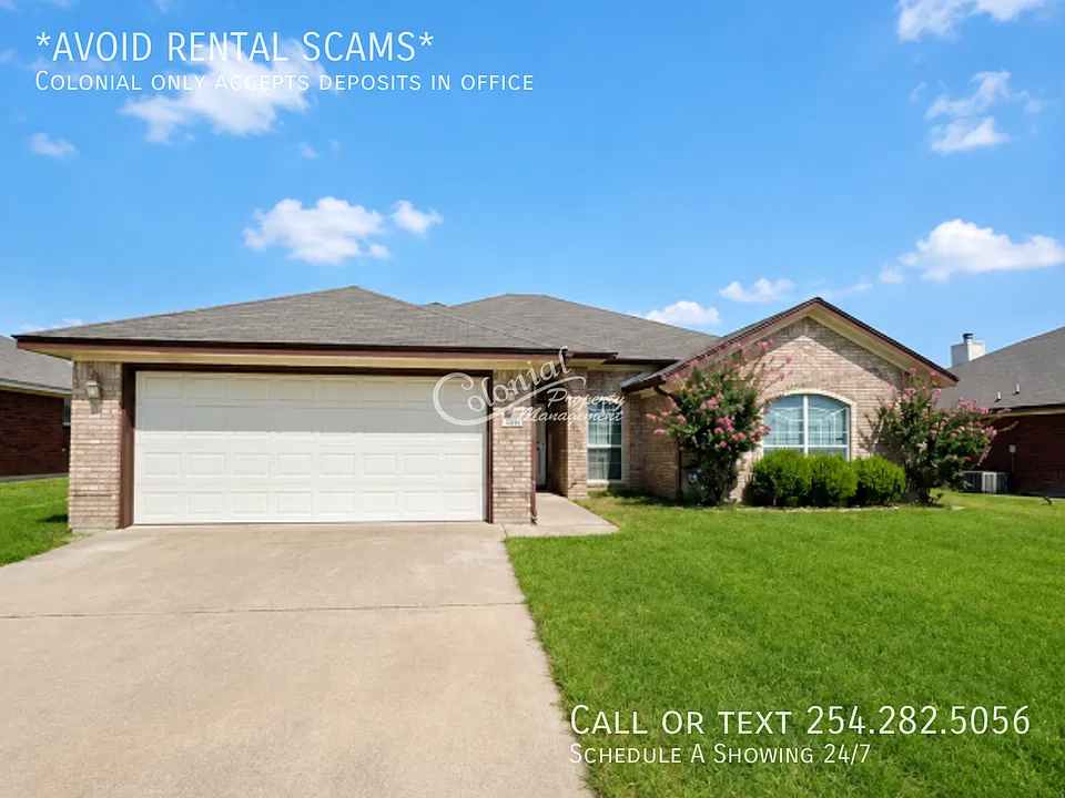 2405 Wisteria Ln