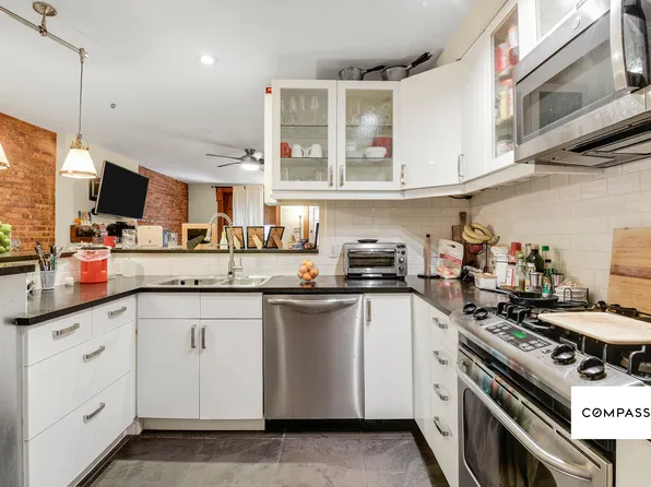 347 West 121st Street image 4 of 9