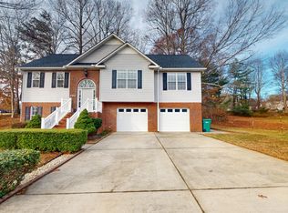 1636 Harper Spring Dr, Clemmons, NC 27012