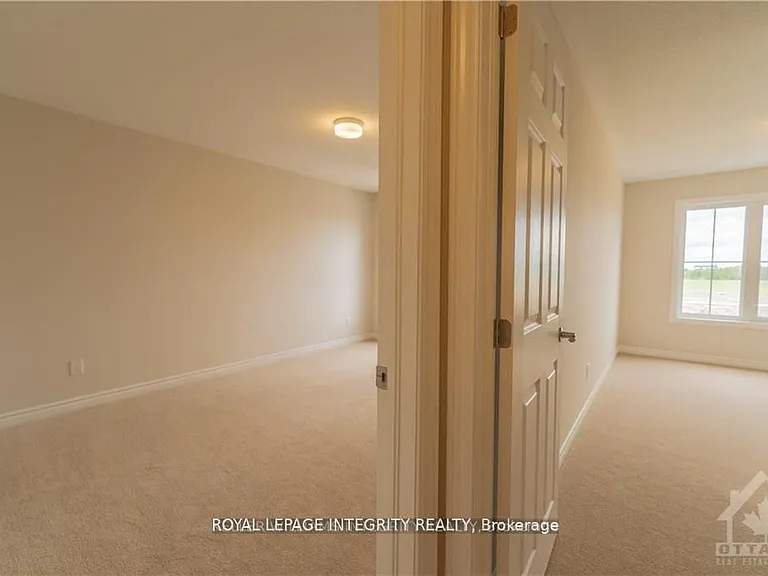2014 Leinster Cir — Photo 18