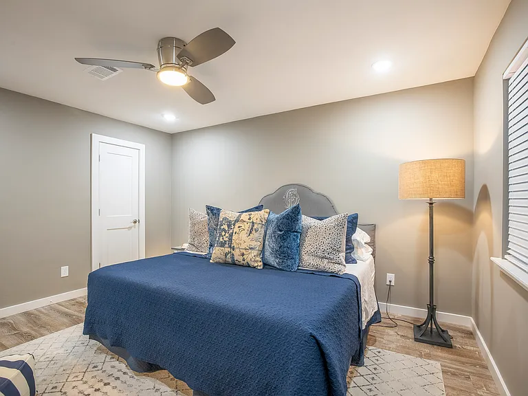 104 Cove E #208 — Photo 16